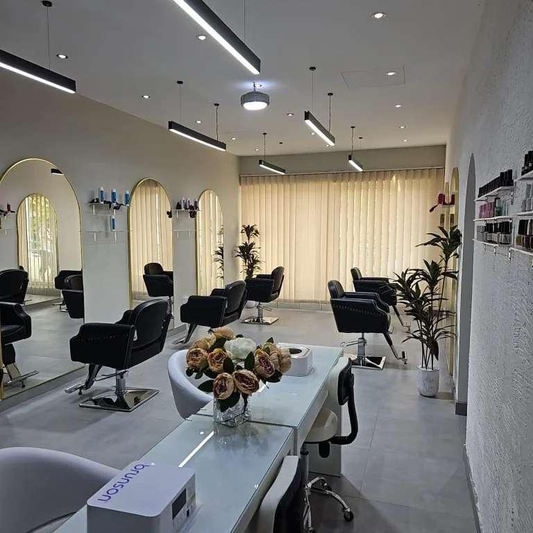 Ladies Salon for sale